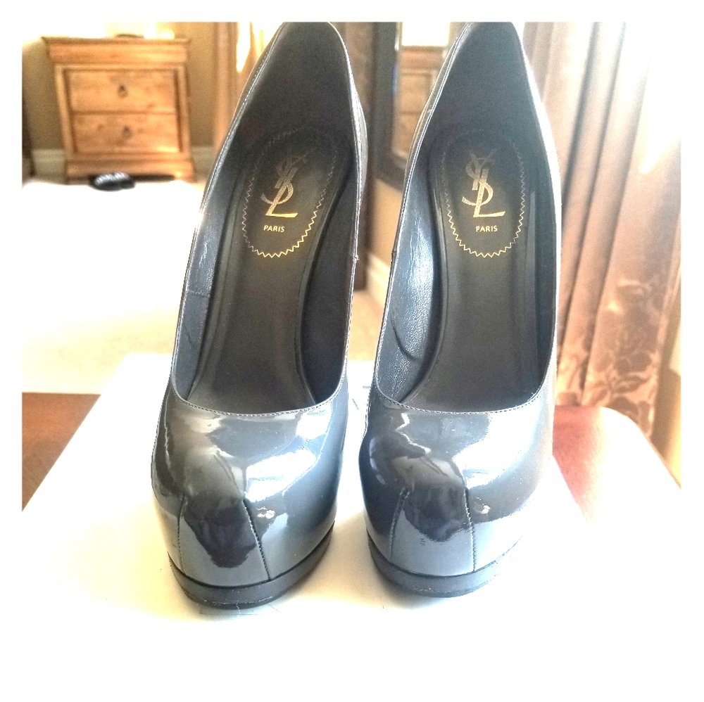YSL Tribute pumps